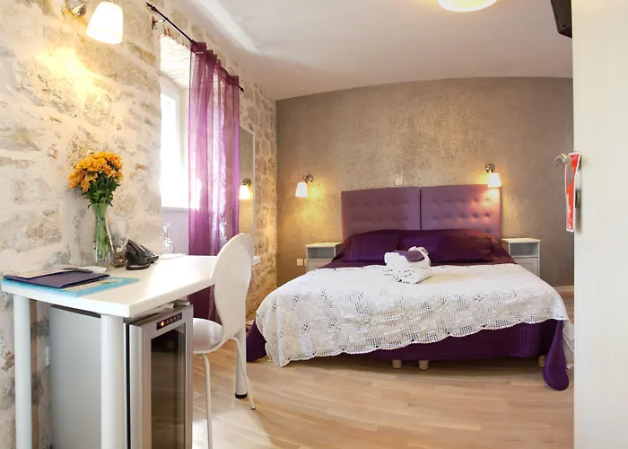 Baguc 4* Split